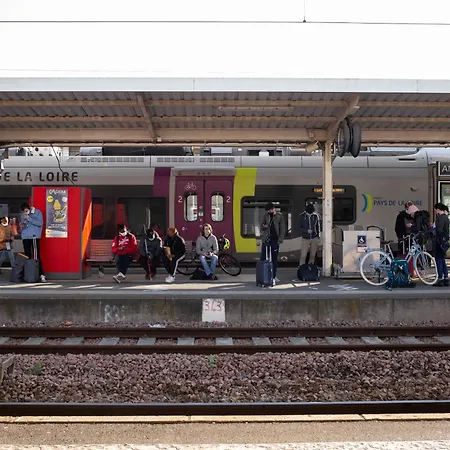 Le Capitaine - Gare Sncf - Quartier Calme דירה אנז'ה